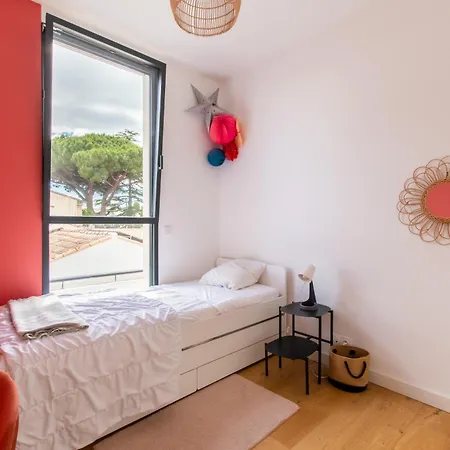 La Contemporaine Au Calme Avec Sa Piscine, Wifi Fibre, 8 Personnes 빌라 라그랑모트