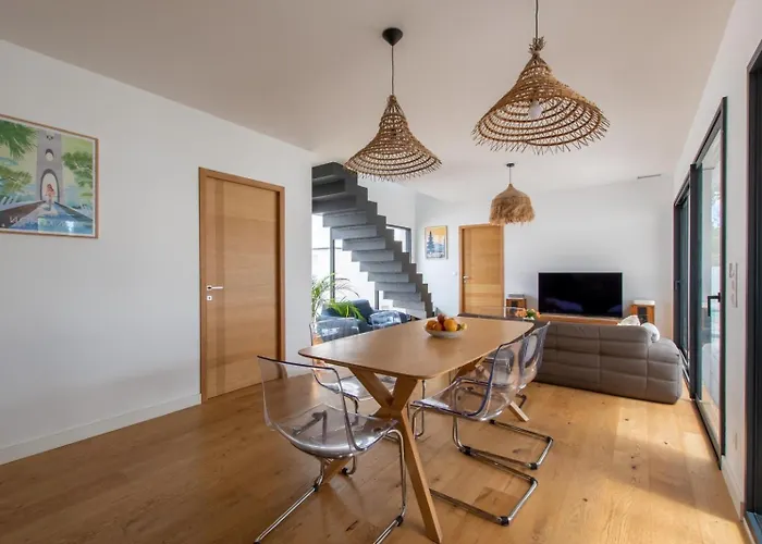 Вилла La Contemporaine Au Calme Avec Sa Piscine, Wifi Fibre, 8 Personnes